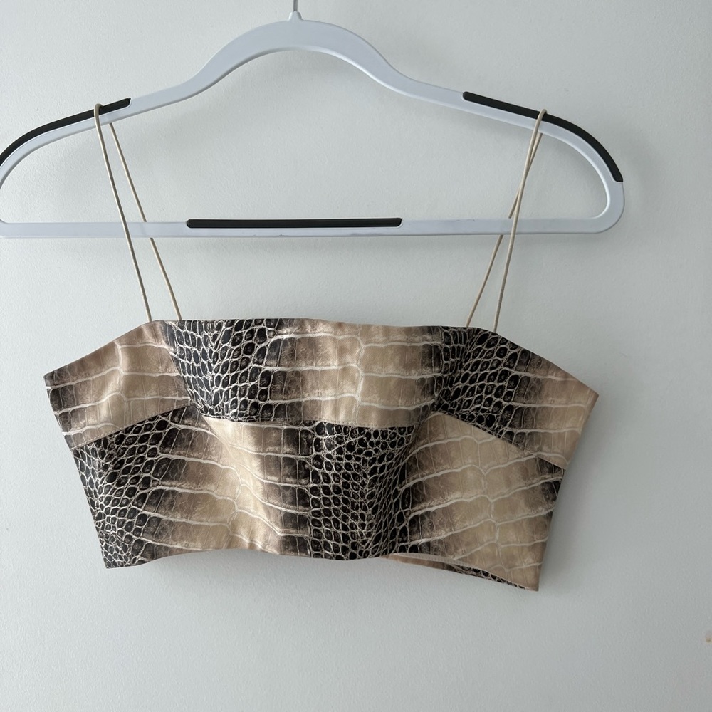 I.AM.GIA crop top